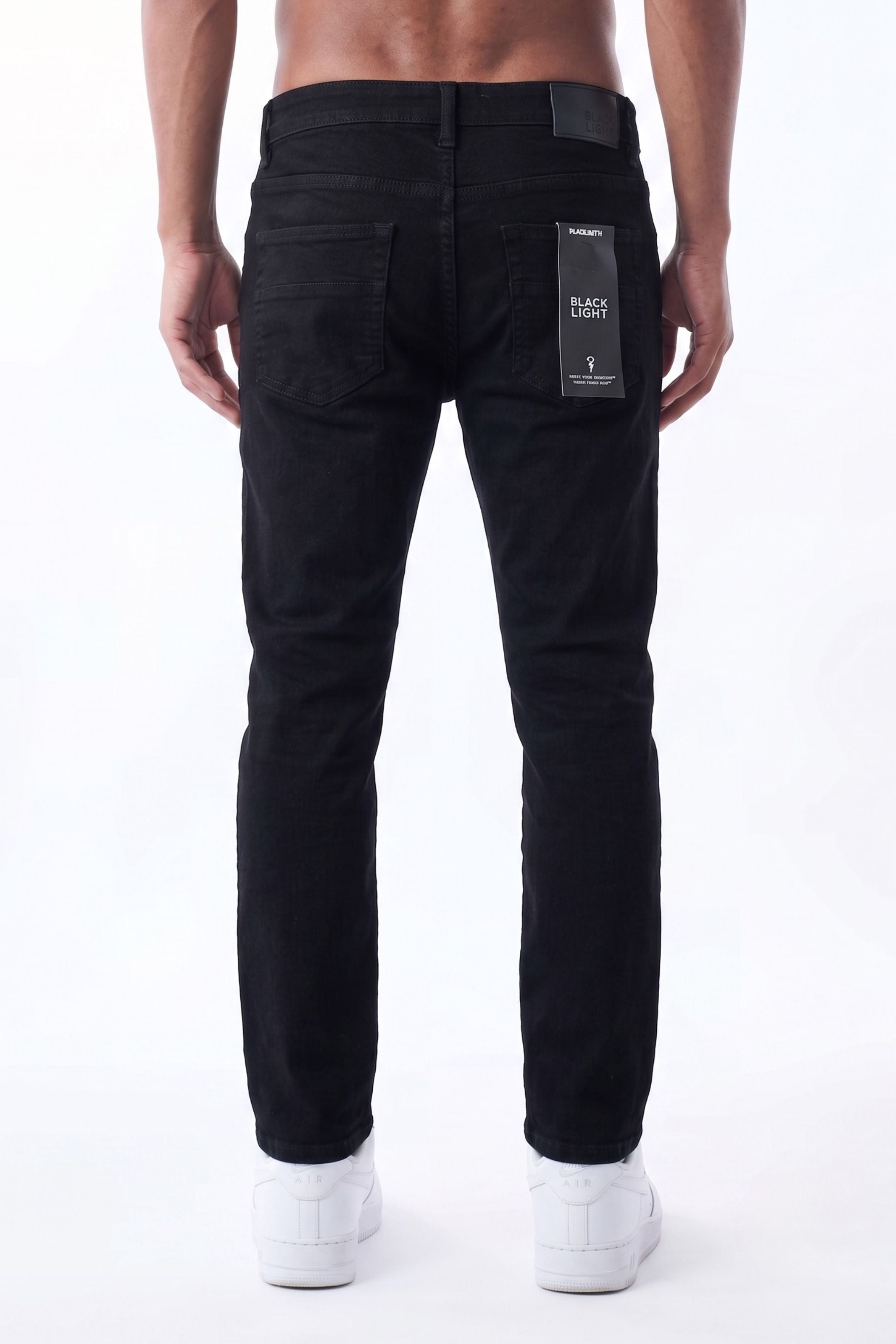 SLIM STRAIGHT JEAN - JET BLACK