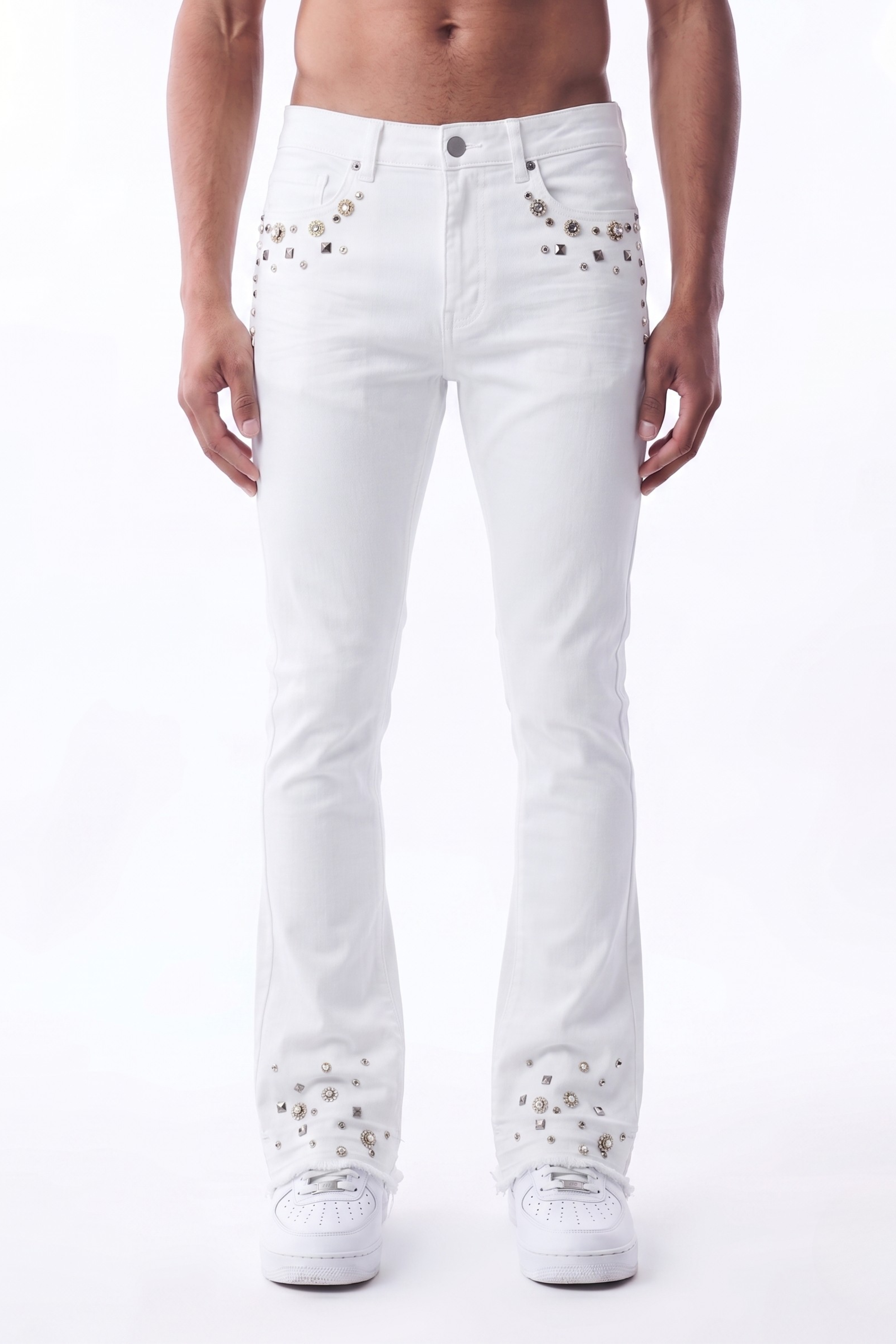 HONOR FLARE FIT JEANS - WHITE