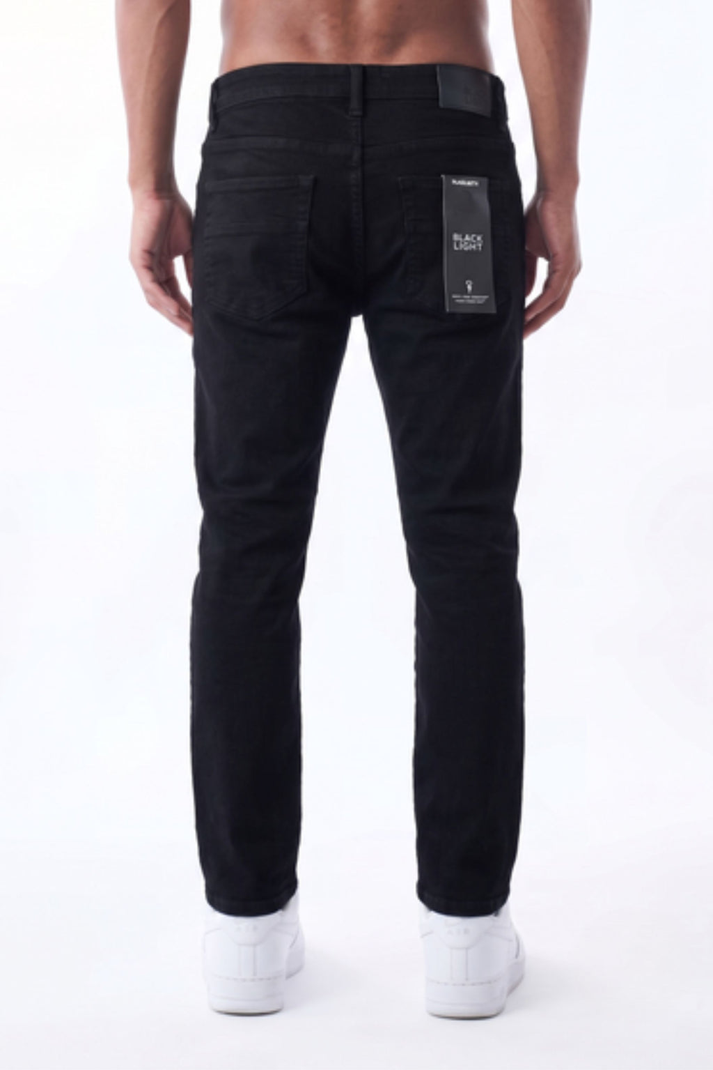 SLIM STRAIGHT JEAN - JET BLACK