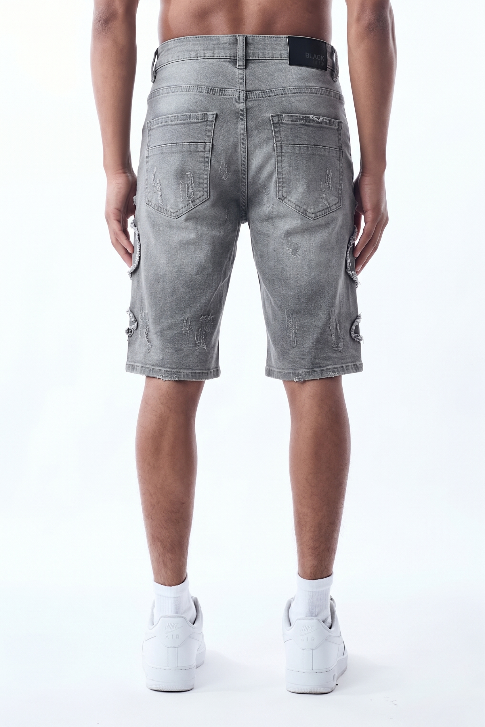 ASCENT SHORTS - LIGHT GREY