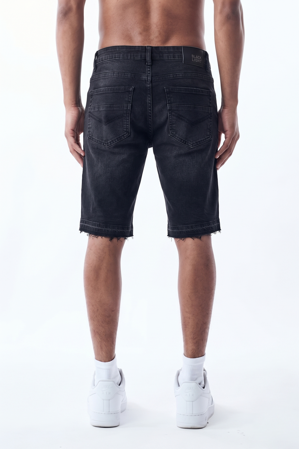 SAINT SHORTS - BLACK